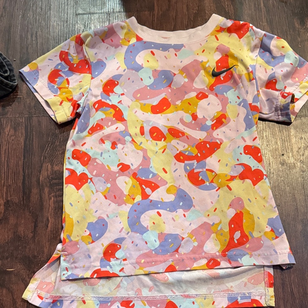 Nike Kids' Colorful Abstract Short Sleeve Tee